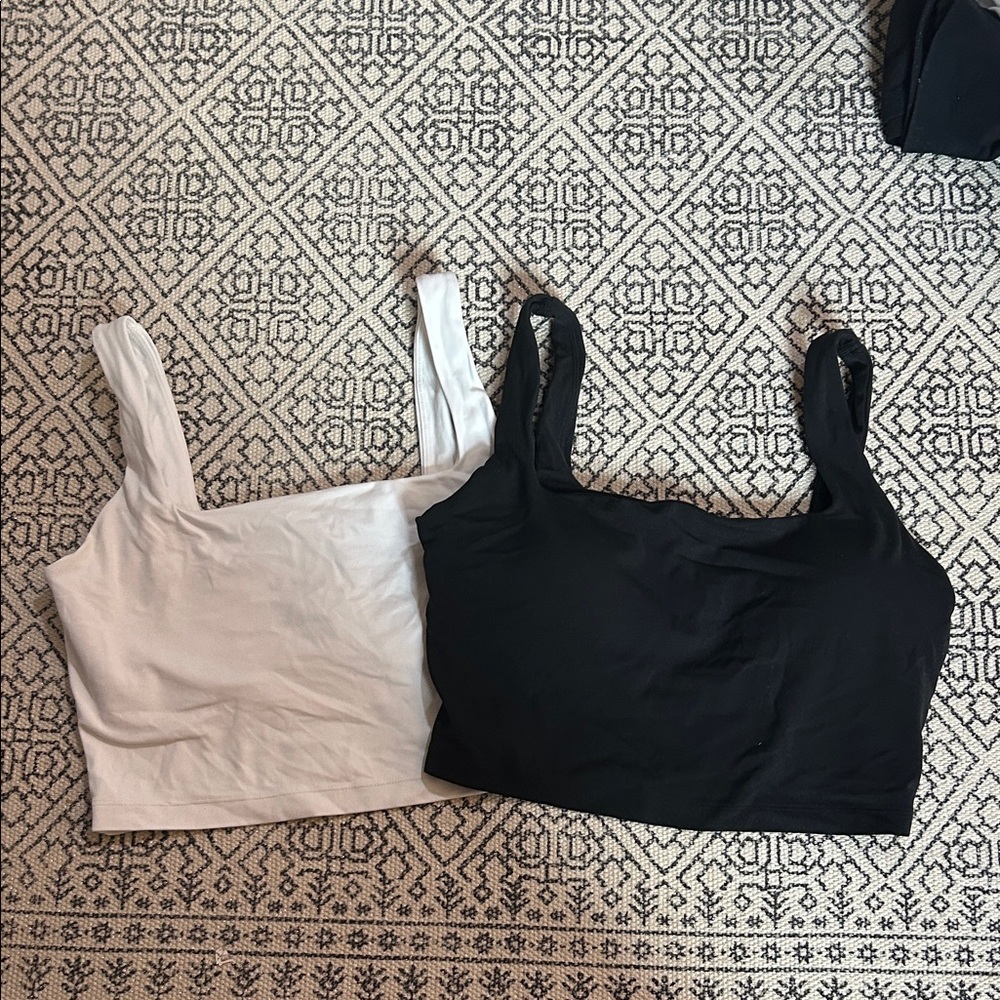 Women's Black and White cropped athletic Tank Tops